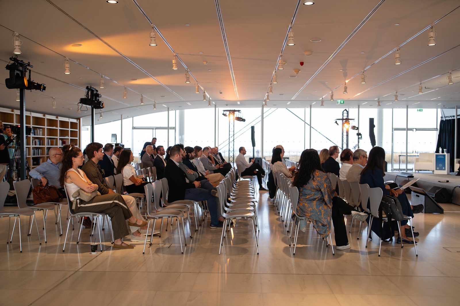 The hall during the first session